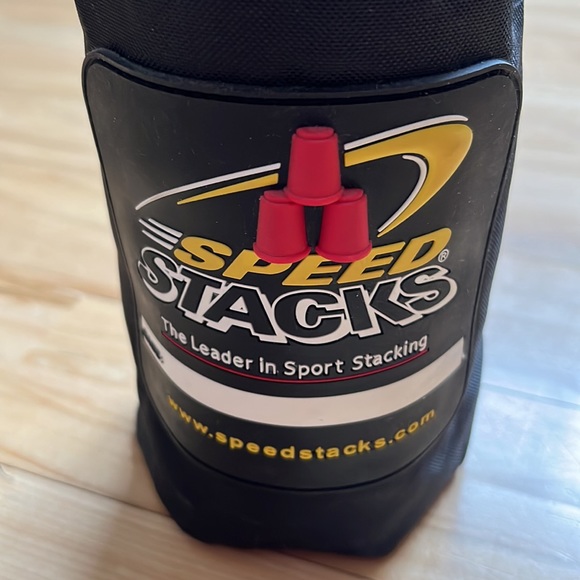 Speed stacks - Picture 5 of 5
